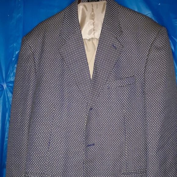 Nice 3 Button 3 Piece Suit. Navy Blue & Tan - Picture 1 of 4